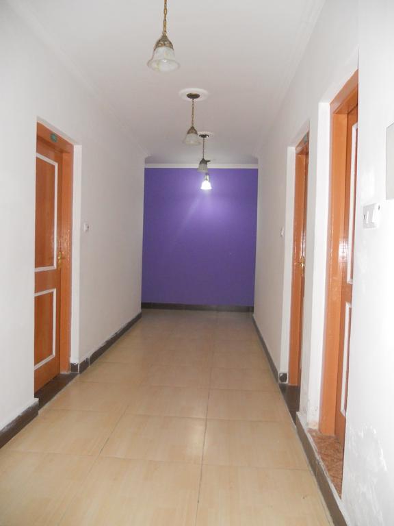 Hotel Royale Jannat Srīnagar Kültér fotó
